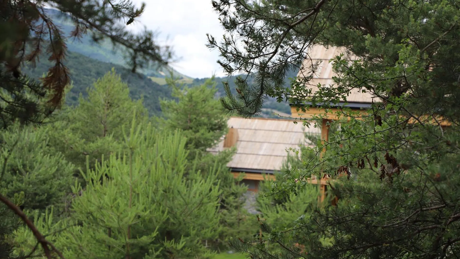 Les Chalets De Chanteloube 