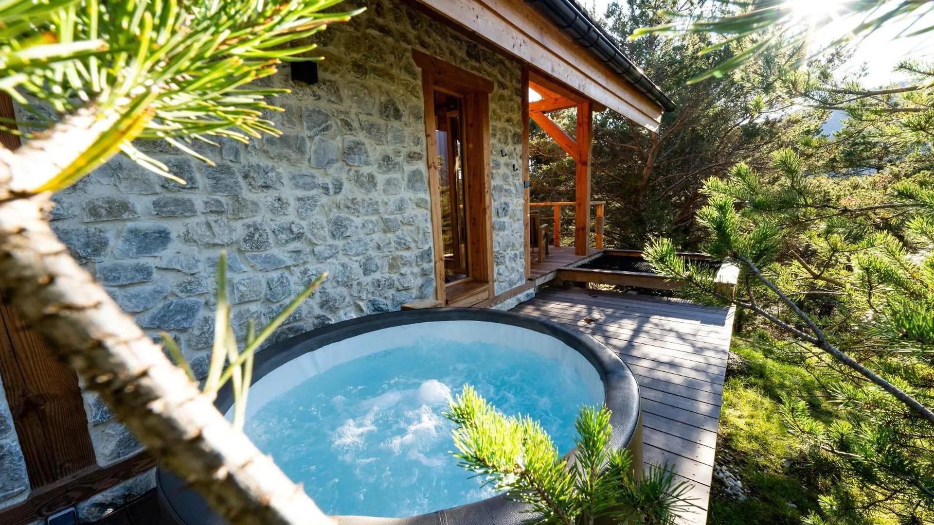Les Chalets De Chanteloube 